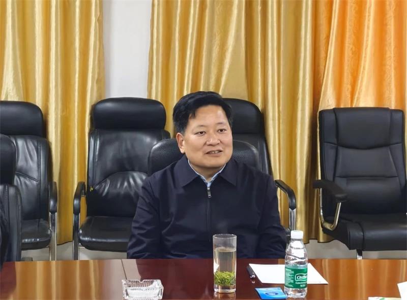 鞏義市委書記袁聚平到明泰鋁業(yè)調(diào)研